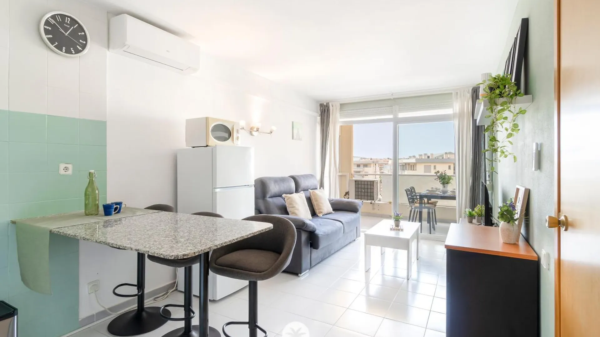 Mediterranean Way - Acuario Apartment La Pineda