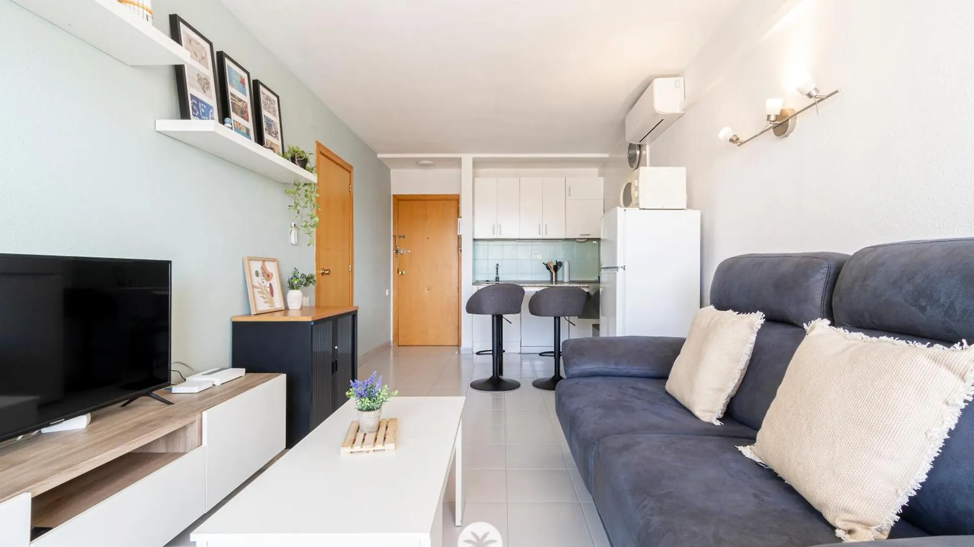 Mediterranean Way - Acuario Apartment La Pineda